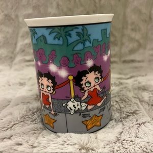 Hollywood Betty Boop Mug